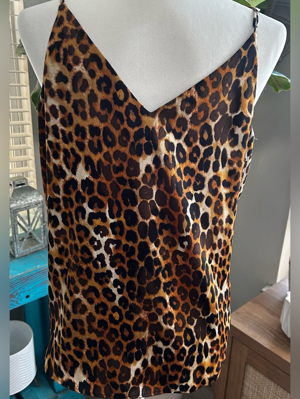 Express cheetah cami top Medium - Picture 5 of 9